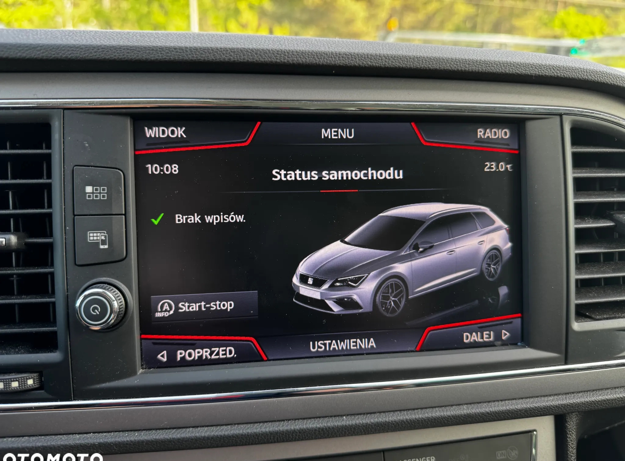 Seat Leon cena 64900 przebieg: 105800, rok produkcji 2019 z Szydłowiec małe 562
